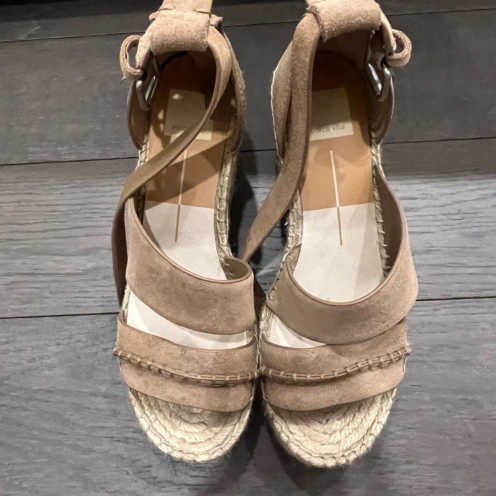Dolce Vita Suede Wedge Size 8